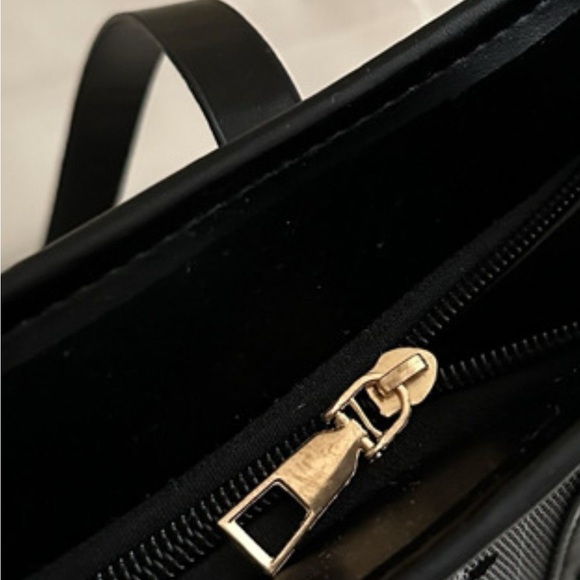 I 🖤 You Heart Plaid PU Leather Strap Tote Bag - Picture 5 of 8